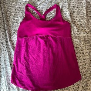 NEW BALANCE Women’s Sporty Top